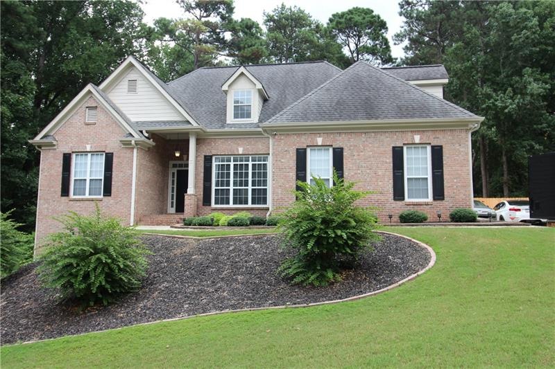 2530 Cobble Creek Ln, Grayson, GA 30017 - photo 1