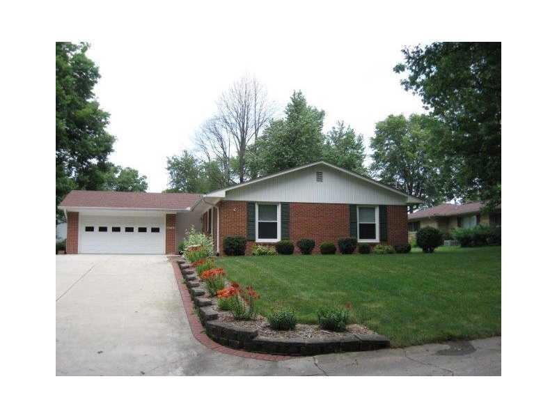 2722 Greenbriar Rd, Anderson, IN 46011 - photo 1