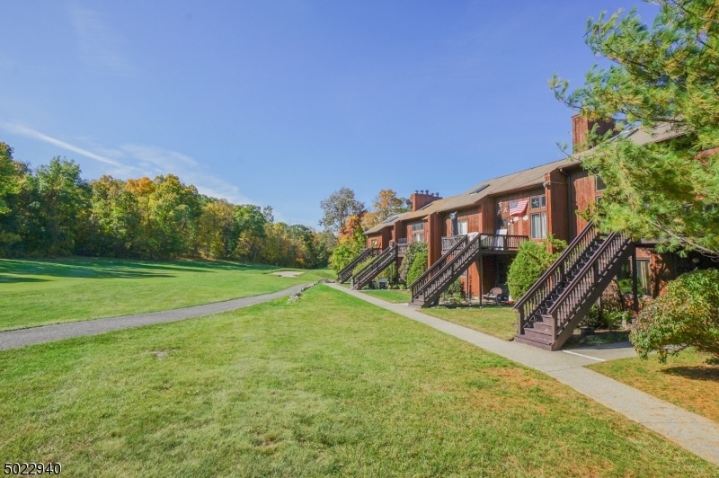 1 Hilton Head unit 4, Vernon, NJ 07462 - photo 1