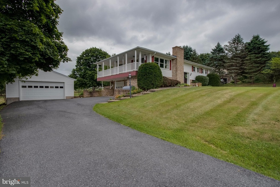 918 Gahle Rd, Westminster, MD 21157 - photo 1