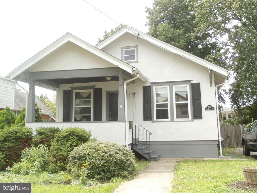 202 E Roland Rd, Brookhaven, PA 19015 - photo 1