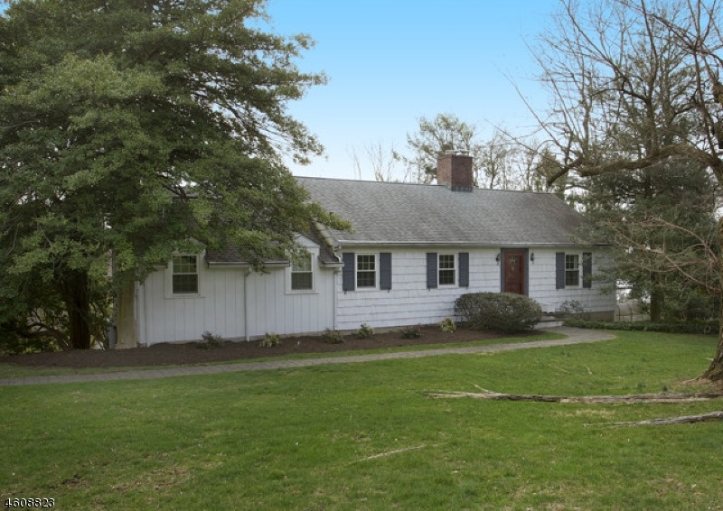 19 Windwood Rd, Bernardsville, NJ 07924 - photo 1