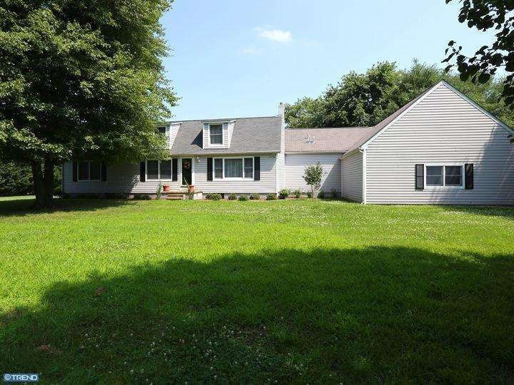 2327 Chesapeake City Rd, Bear, DE 19701 - photo 1