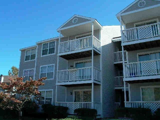 2 Oyster Bay Rd unit 2B, Absecon, NJ 08201 - photo 1