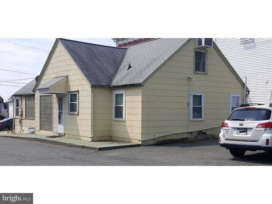 119 W Philadelphia Ave, Boyertown, PA 19512 - photo 1