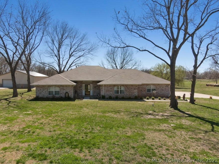 5242 E 545, Locust Grove, OK 74352 - photo 1