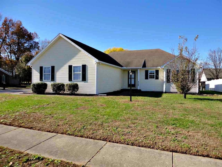 4199 Country Ridge Dr, Newburgh, IN 47630 - photo 1