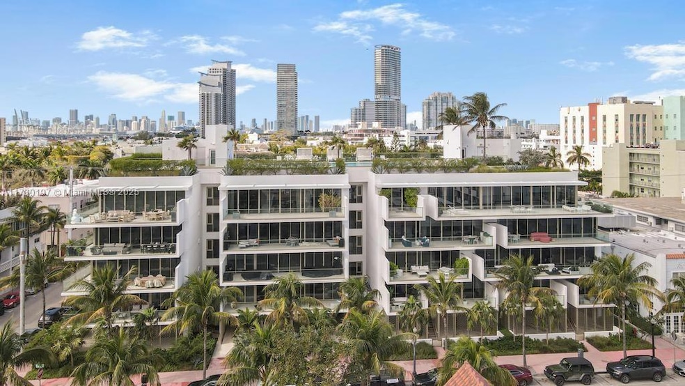 Sold $2,550,000 • Co-Listing Agent