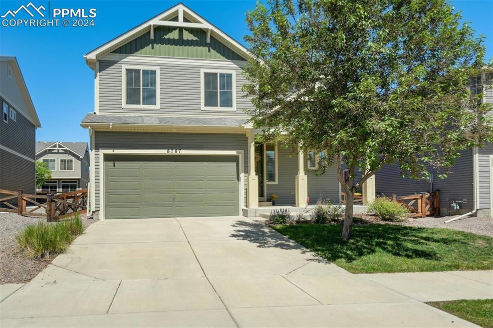 Beautiful home in desirable Banning Lewis Ranch!