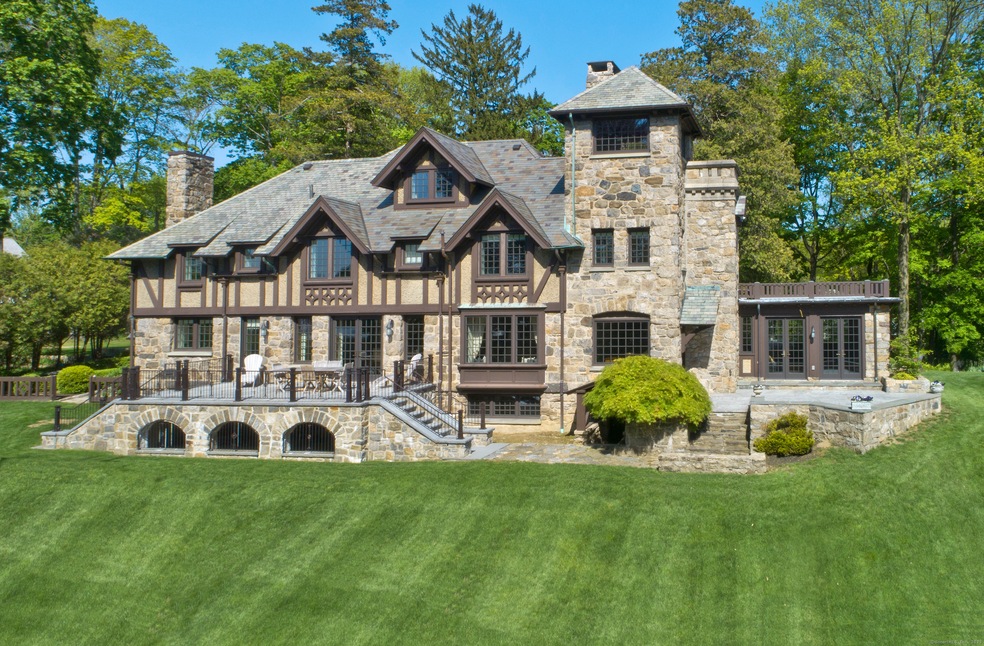 47 Carriglea Dr, Riverside, CT 06878 - photo 1