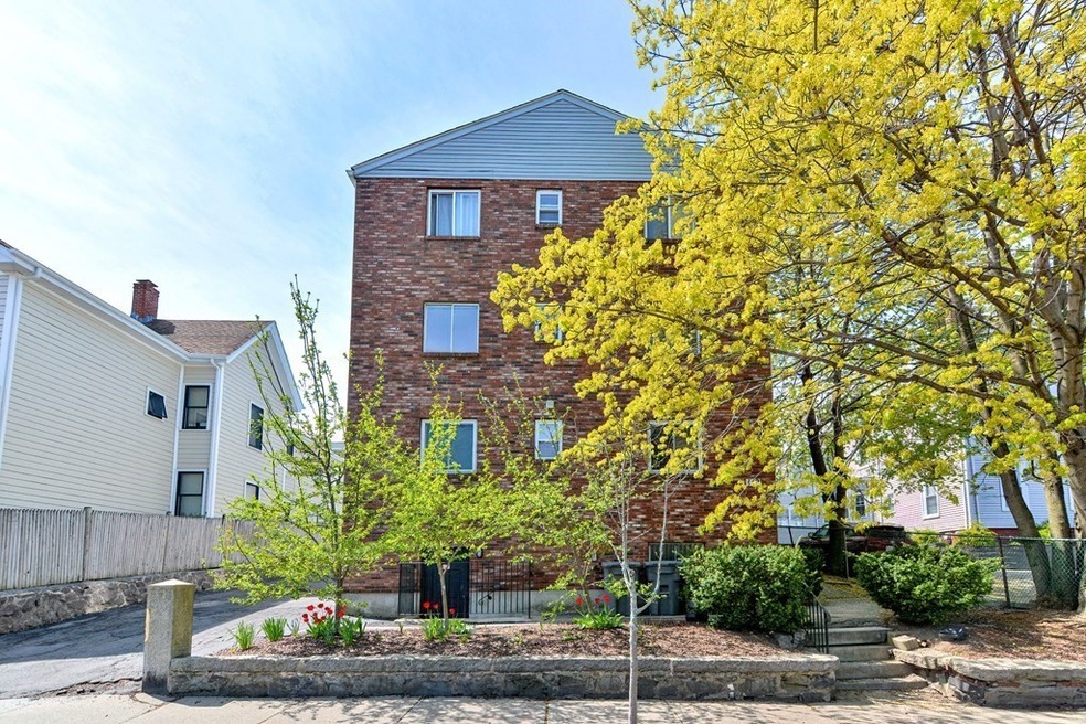 110 Pearl St unit 2, Somerville, MA 02145 - photo 1