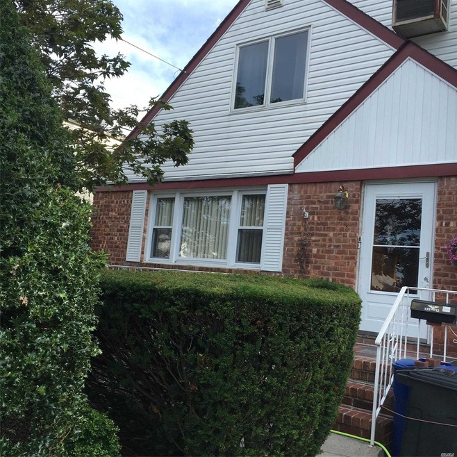 135-12 63rd Ave unit 2, Flushing, NY 11367 - photo 1