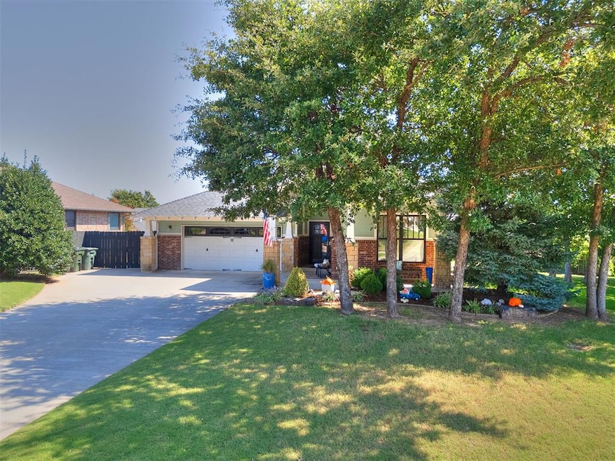 716 Falling Sky Dr, Edmond, OK 73034 - photo 1