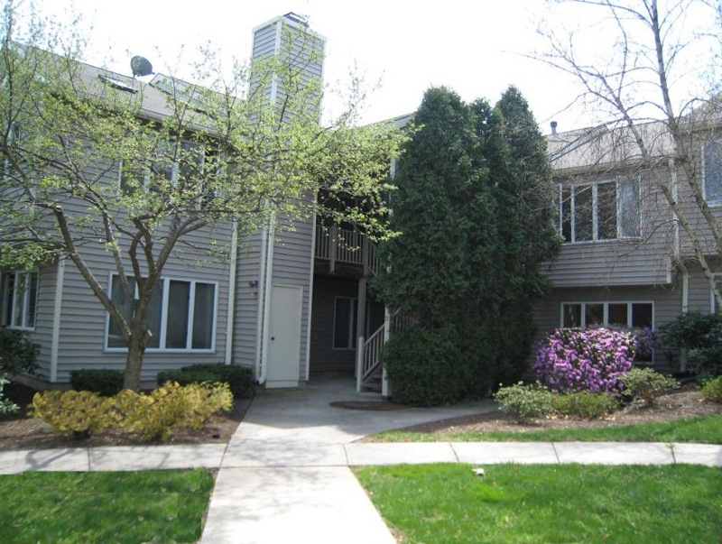 72 Westchester Terrace unit 2, Annandale, NJ 08801 - photo 1