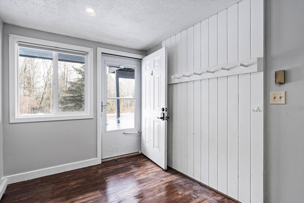 31 Eastside Ln unit 9, Francestown, NH 03043 - photo 1