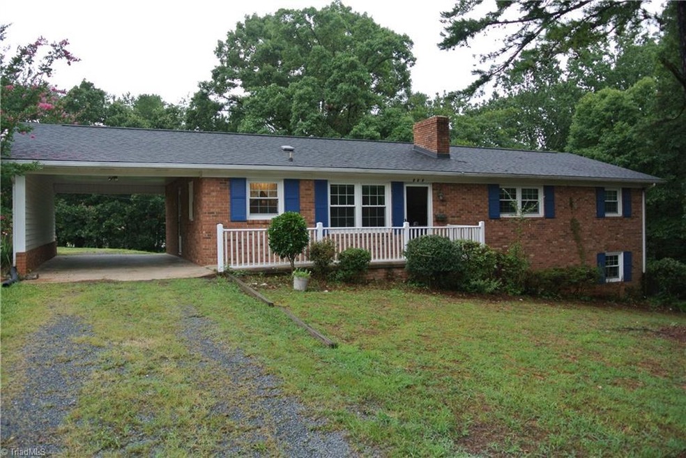 307 Clearview Dr, Asheboro, NC 27205 - photo 1