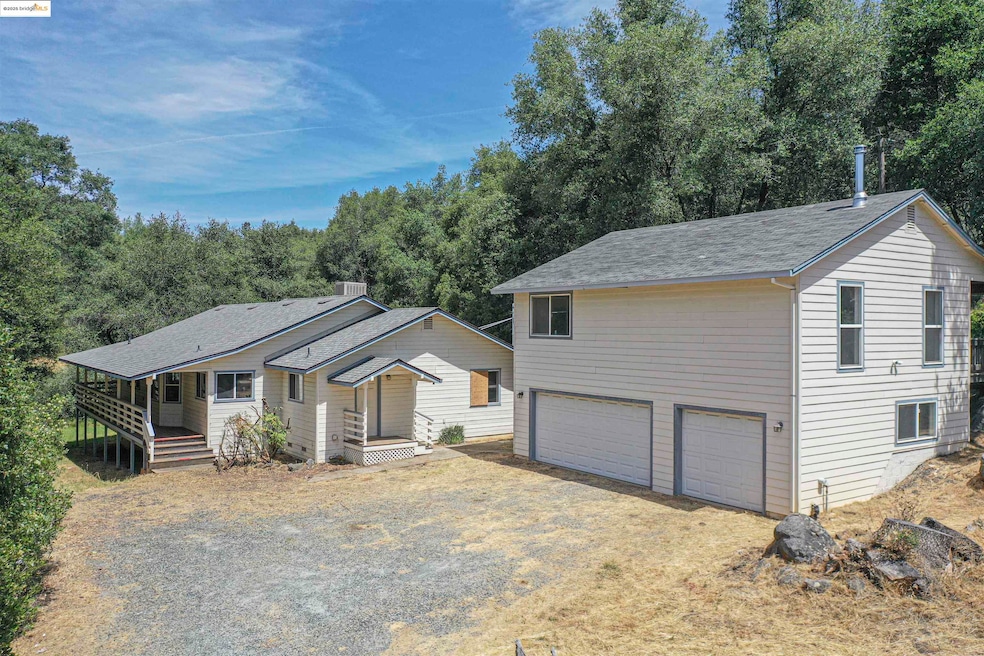 Pending $490,000 • Co-Listing Agent