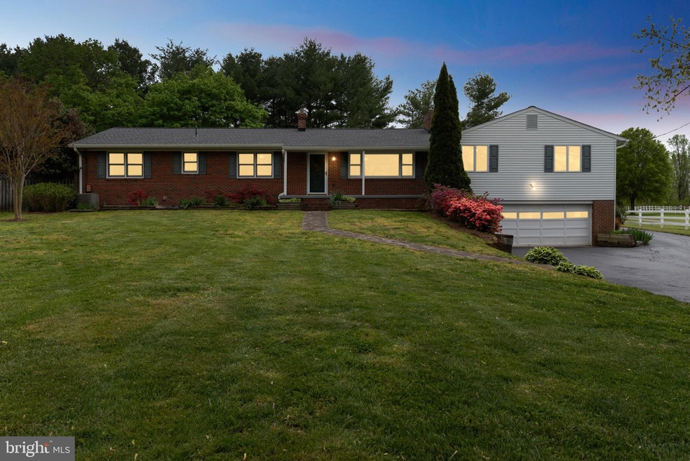 3737 Solomons Island Rd, Harwood, MD 20776 - photo 1