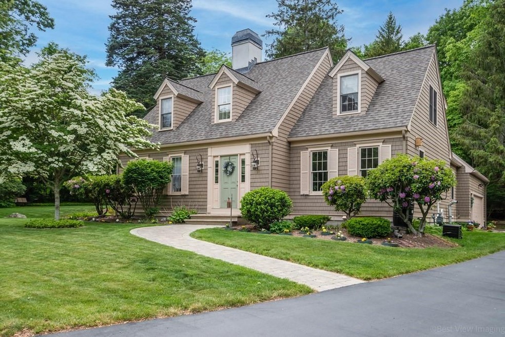 124 South St, Northborough, MA 01532 - photo 1