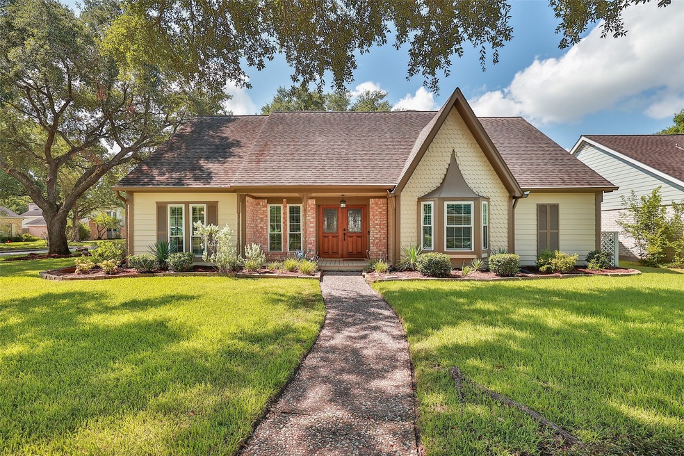 11503 Leaning Pine Dr, Houston, TX 77070 - photo 1