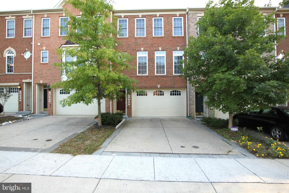 1505 Regent Manor Ct, Silver Spring, MD 20904 - photo 1