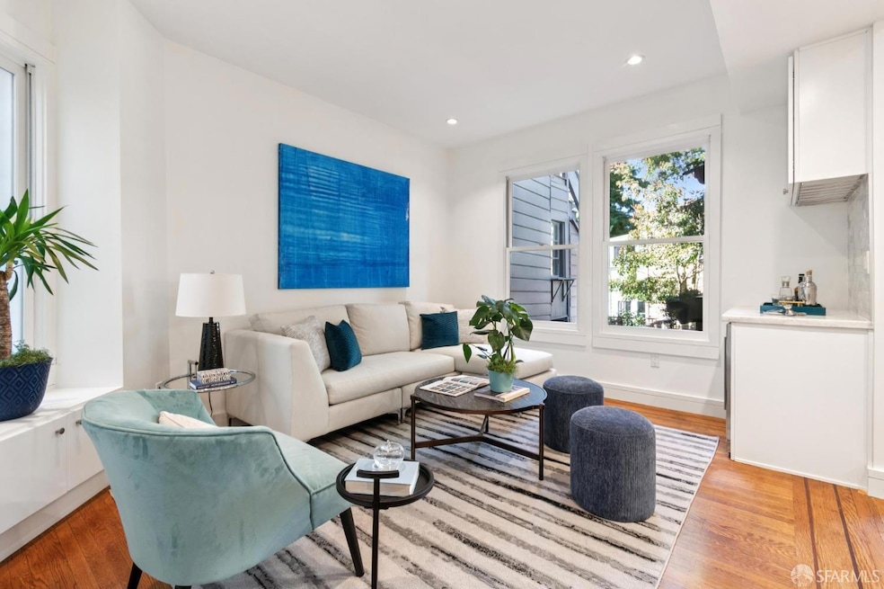 Sold $1,415,000 • Co-Listing Agent