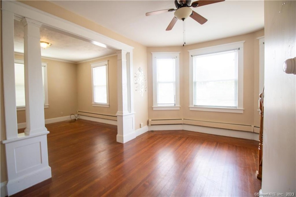 90 Riverview Ave unit 2A, New London, CT 06320 - photo 1