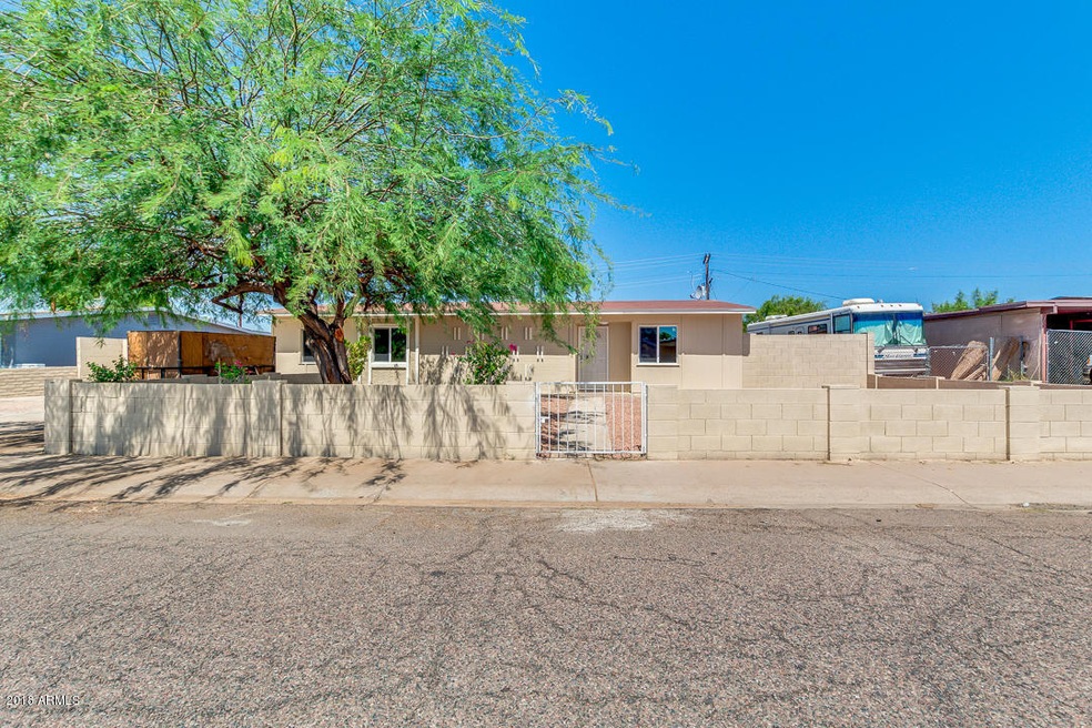 3654 N 79th Dr, Phoenix, AZ 85033 - photo 1