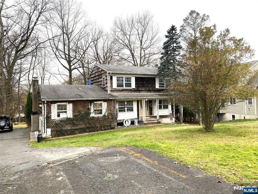 34 4th St, Midland Park, NJ 07432 - photo 1