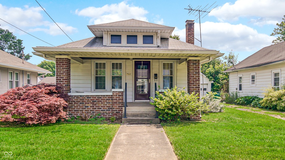 753 Walnut St, Franklin, IN 46131 - photo 1