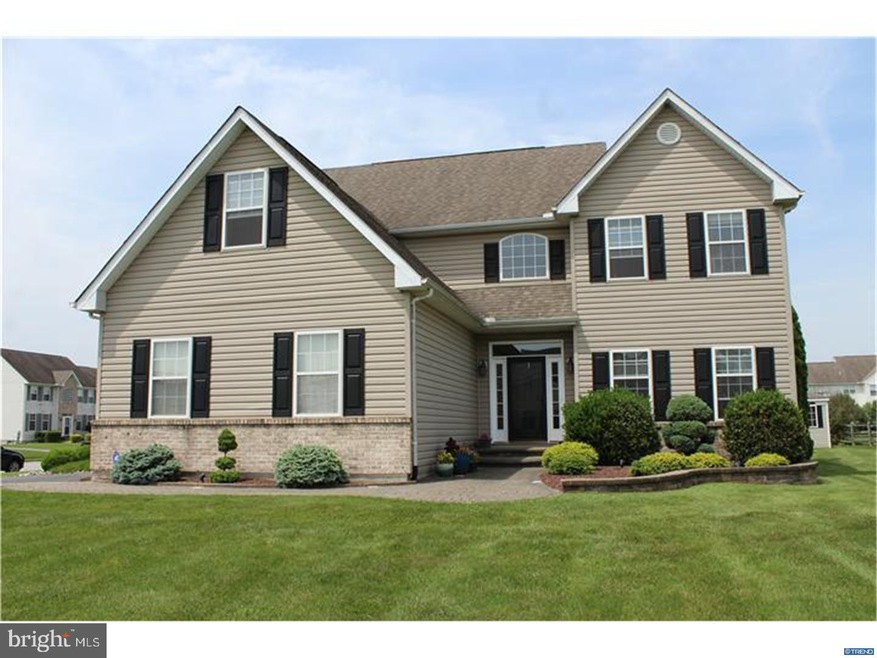 302 Red Cedar Ln, Bear, DE 19701 - photo 1