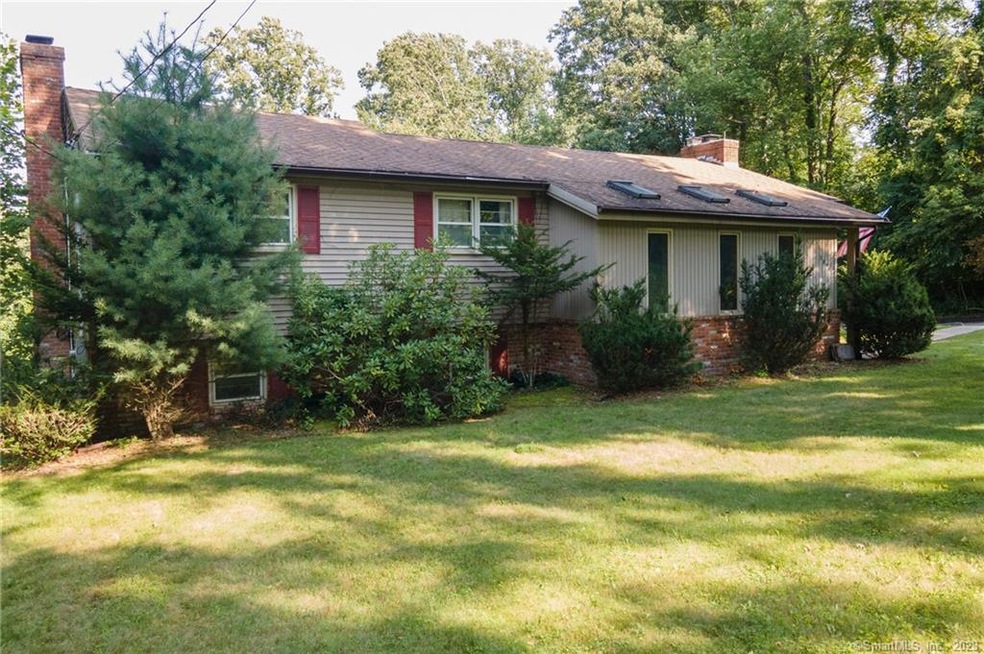 389 Matthew St, Prospect, CT 06712 - photo 1