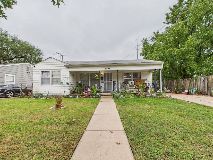 2109 E Hodson St, Wichita, KS 67211 - photo 1