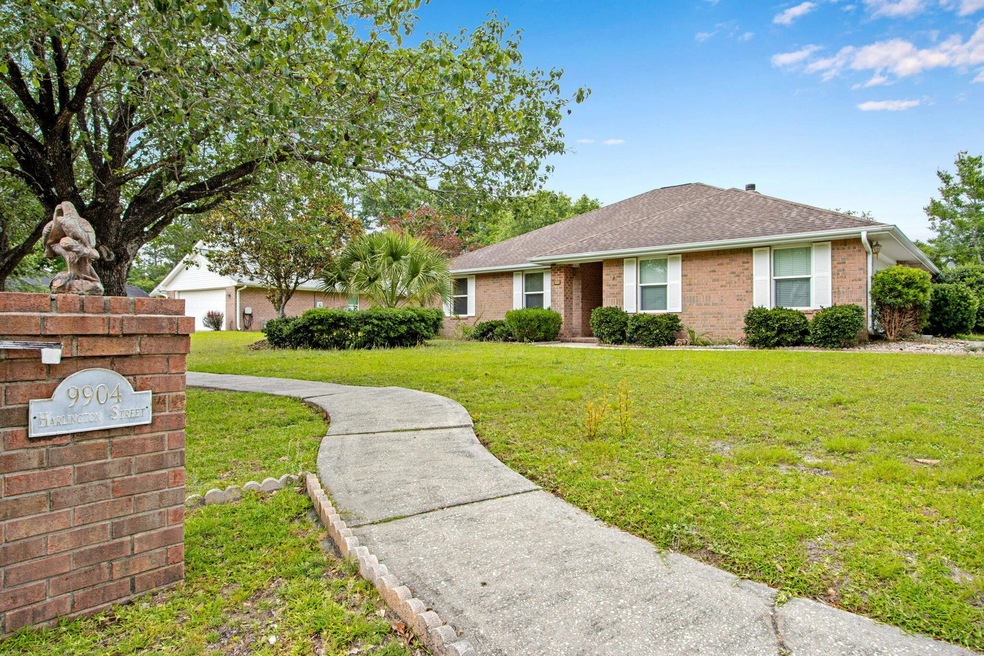 9904 Harlington St, Cantonment, FL 32533 - photo 1