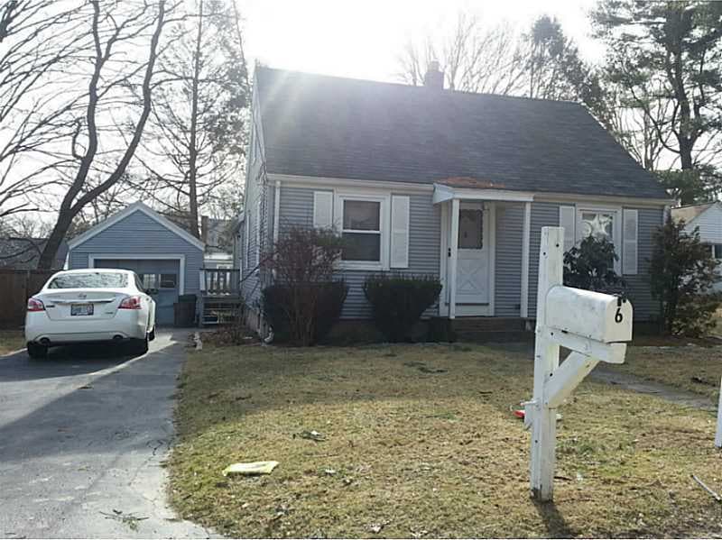 6 Vaughn St, Greenville, RI 02828 - photo 1
