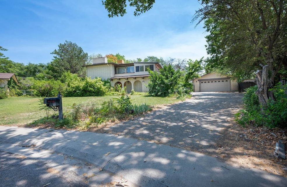 2720 N 8th Ct, Grand Junction, CO 81506 - photo 1