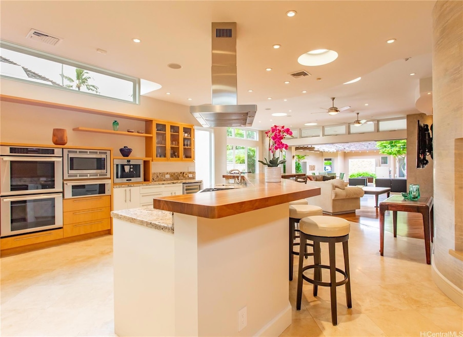 Sold $4,490,000 • Co-Listing Agent