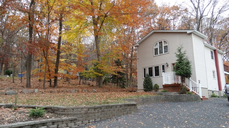 1110 N Washington Ave, Green Brook, NJ 08812 - photo 1