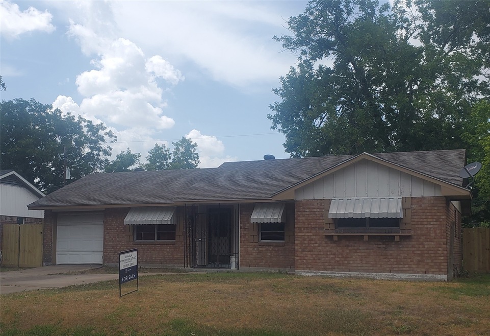 3427 Castledale Dr, Houston, TX 77093 - photo 1