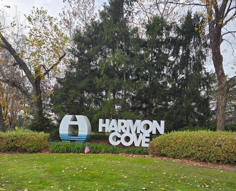 570 Sanderling Ct unit 570, Secaucus, NJ 07094 - photo 1