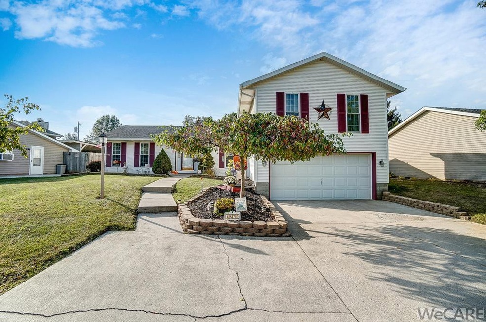 1875 Edgewood Dr, Lima, OH 45805 - photo 1