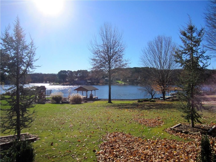 119 Mayfair Dr, Bella Vista, AR 72715 - photo 1