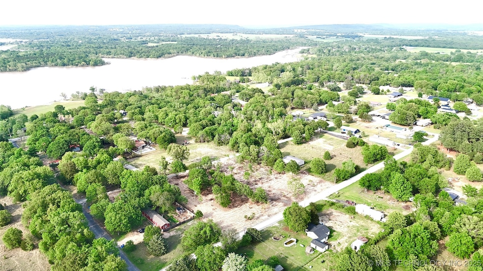 2 E 1168 Rd, Eufaula, OK 74432 - photo 1