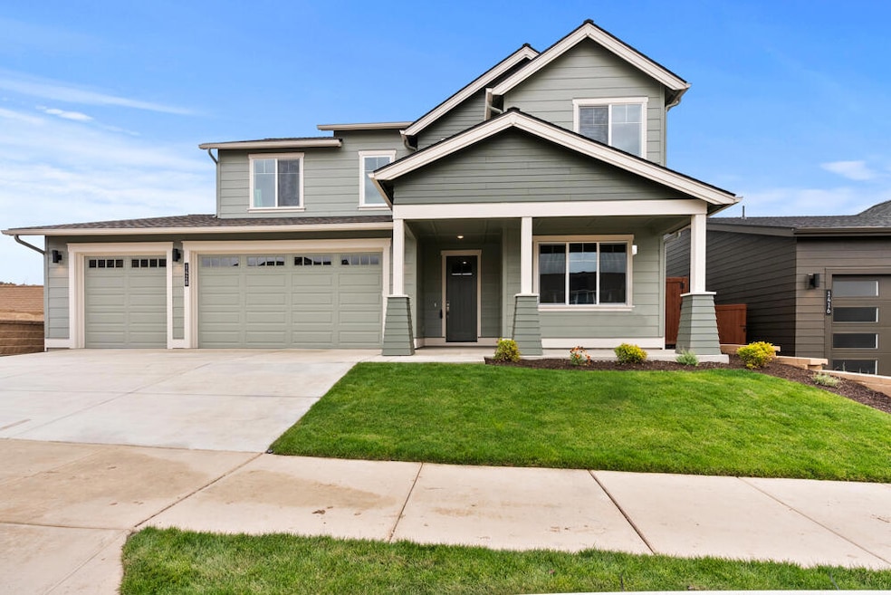 1428 NE Whistle Way, Prineville, OR 97754 - photo 1