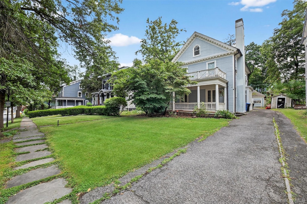 13 Garfield Place, Poughkeepsie, NY 12601 - photo 1