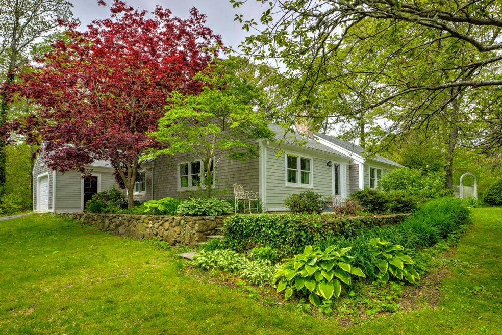 8A Clambelly Rd, Chilmark, MA 02535 - photo 1