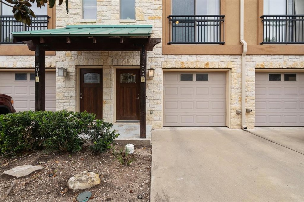 Low maintenance, easy living!