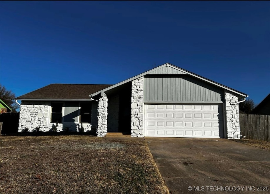 11207 S 1st St, Jenks, OK 74037 - photo 1