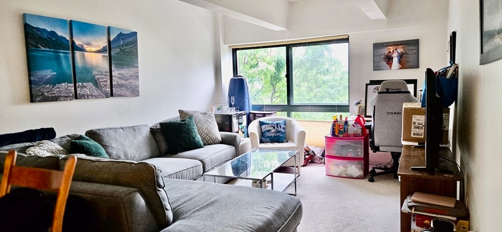 Parris Landing unit 3414, Boston, MA 02129 - photo 1