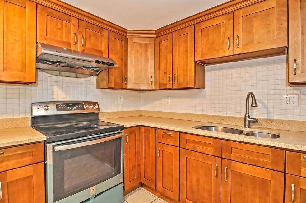 52 Common St, Braintree, MA 02184 - photo 1